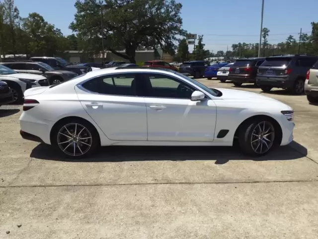SEMINUEVOS Genesis G70 a Estados en autogozo