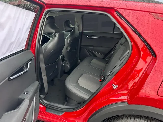 Nuevos KIA NIRO à Estados chez autogozo