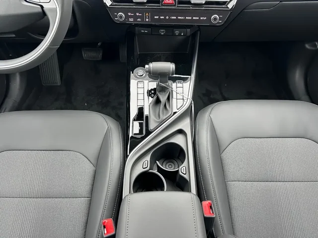 Nuevos KIA NIRO à Estados chez autogozo
