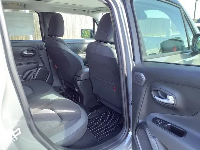 Nuevos JEEP RENEGADE à Estados chez autogozo
