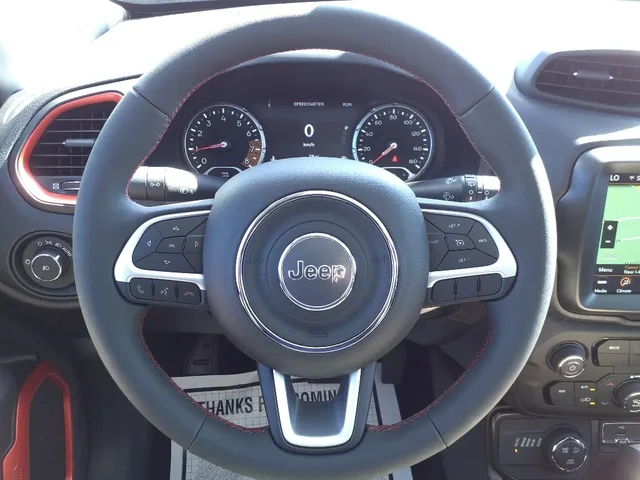 Nuevos JEEP RENEGADE à Estados chez autogozo