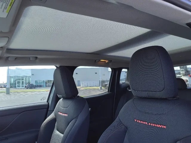 Nuevos JEEP RENEGADE à Estados chez autogozo