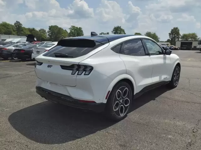 Nuevos FORD MUSTANG MACH-E à Estados chez autogozo