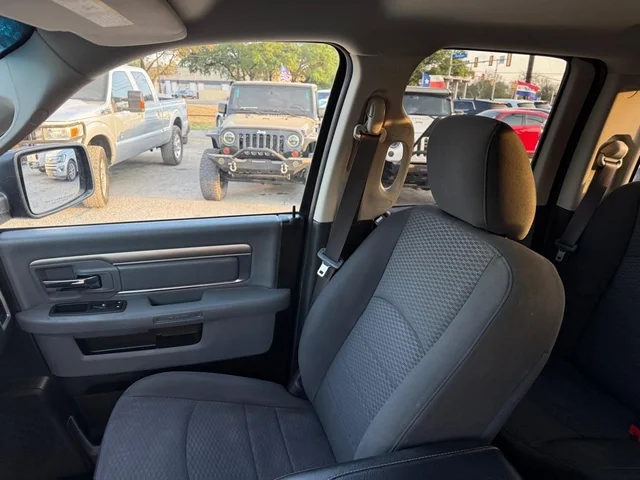 SEMINUEVOS RAM 1500 Classic a Estados en autogozo