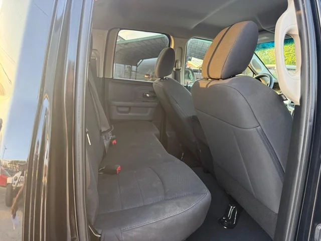 SEMINUEVOS RAM 1500 Classic a Estados en autogozo