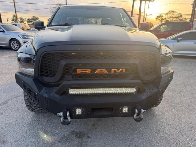 SEMINUEVOS RAM 1500 Classic a Estados en autogozo