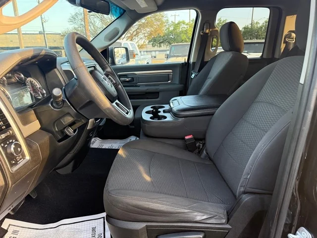 SEMINUEVOS RAM 1500 Classic a Estados en autogozo