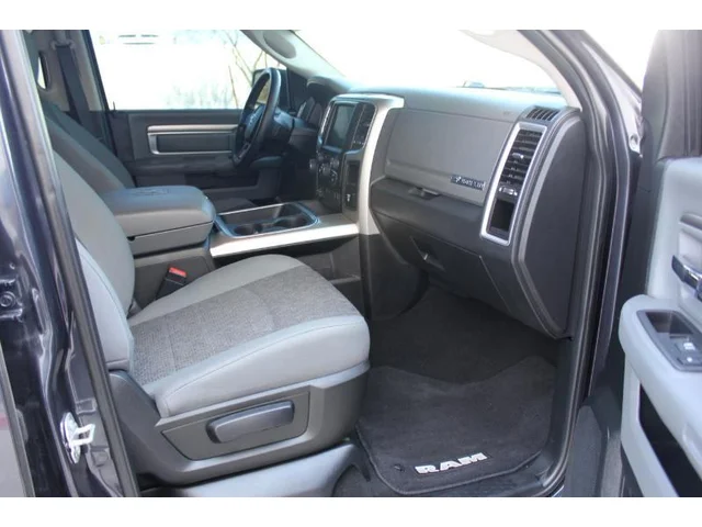 SEMINUEVOS RAM 1500 a Estados en autogozo