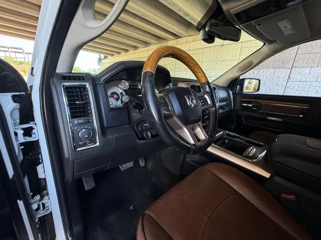 SEMINUEVOS RAM 1500 a Estados en autogozo