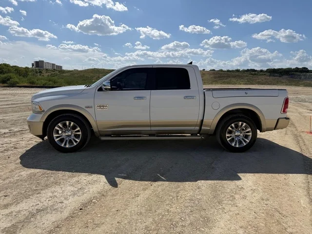 SEMINUEVOS RAM 1500 a Estados en autogozo