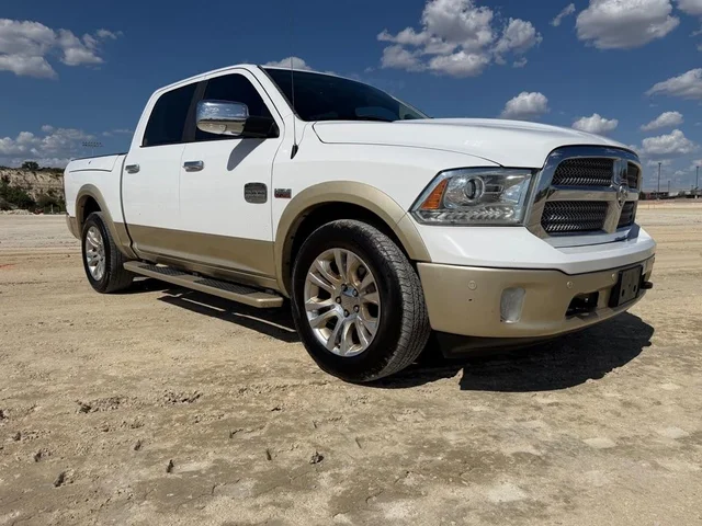 SEMINUEVOS RAM 1500 a Estados en autogozo