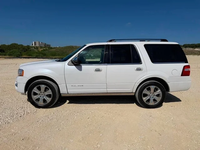 SEMINUEVOS FORD Expedition a Estados en autogozo