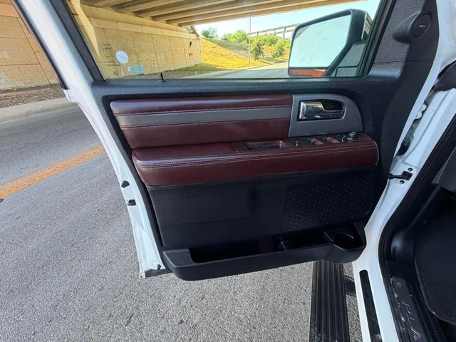 SEMINUEVOS FORD Expedition a Estados en autogozo