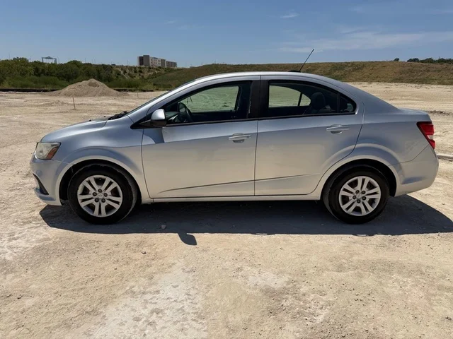 SEMINUEVOS CHEVROLET Sonic a Estados en autogozo