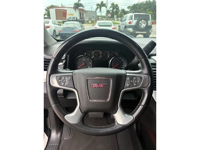 SEMINUEVOS GMC Yukon XL a Estados en autogozo