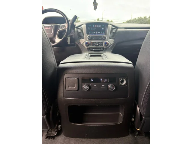 SEMINUEVOS GMC Yukon XL a Estados en autogozo