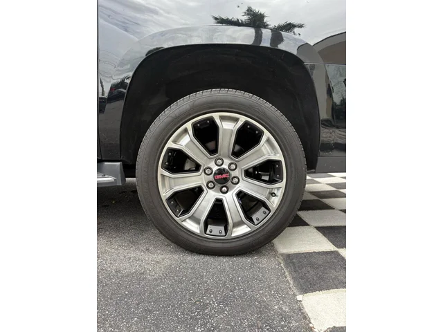 SEMINUEVOS GMC Yukon XL a Estados en autogozo