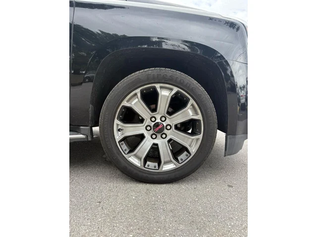 SEMINUEVOS GMC Yukon XL a Estados en autogozo