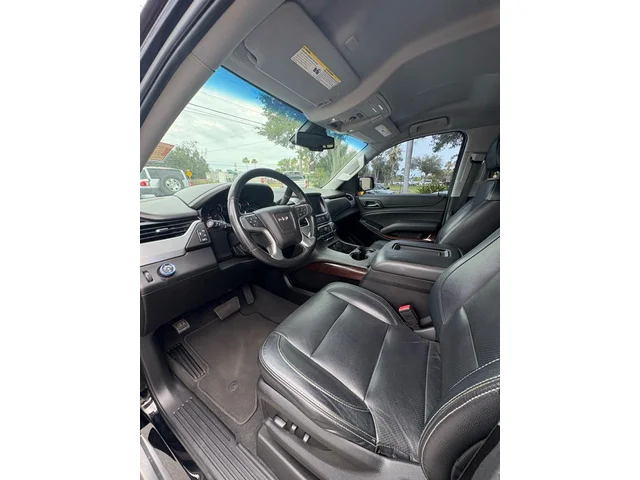 SEMINUEVOS GMC Yukon XL a Estados en autogozo