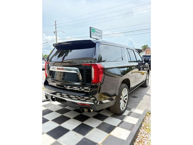 SEMINUEVOS GMC Yukon XL a Estados en autogozo