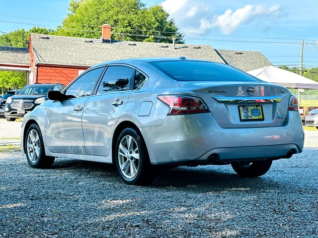 SEMINUEVOS NISSAN Altima a Estados en autogozo