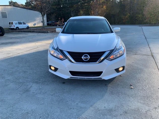 SEMINUEVOS NISSAN Altima a Estados en autogozo