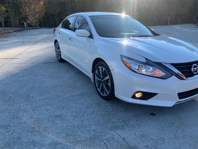 SEMINUEVOS NISSAN Altima a Estados en autogozo