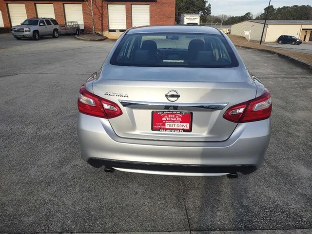SEMINUEVOS NISSAN Altima a Estados en autogozo
