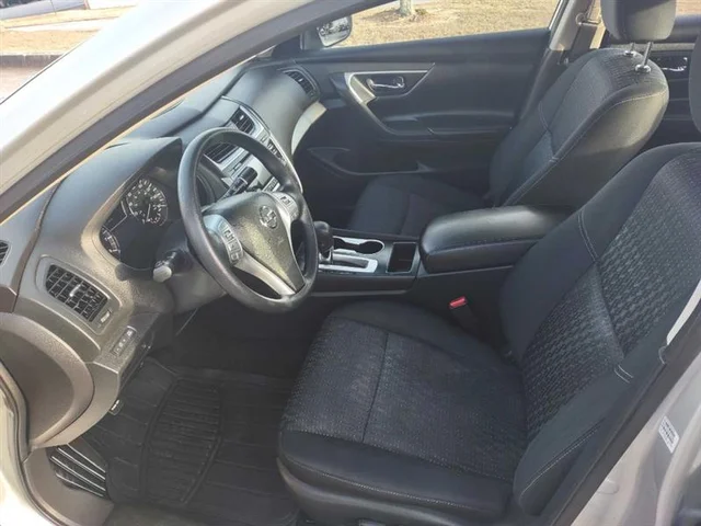 SEMINUEVOS NISSAN Altima a Estados en autogozo