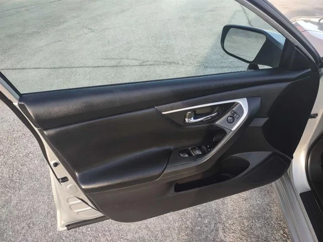 SEMINUEVOS NISSAN Altima a Estados en autogozo