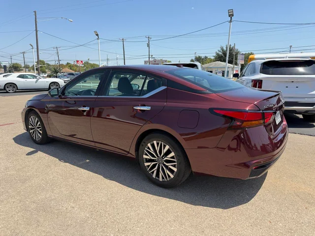 SEMINUEVOS NISSAN Altima a Estados en autogozo