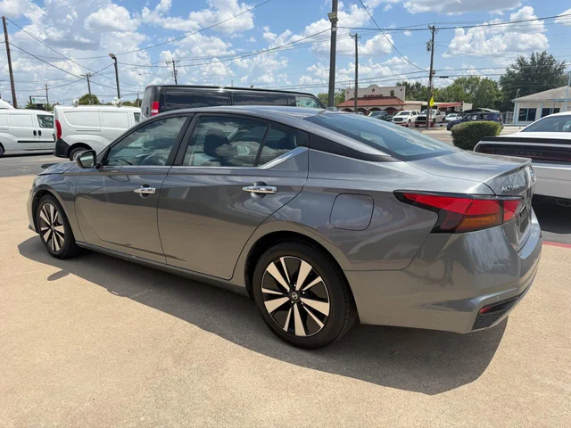SEMINUEVOS NISSAN Altima a Estados en autogozo