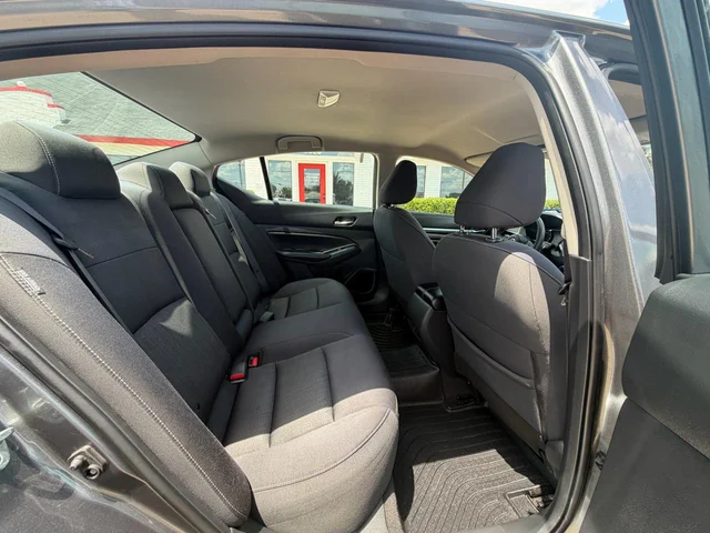 SEMINUEVOS NISSAN Altima a Estados en autogozo