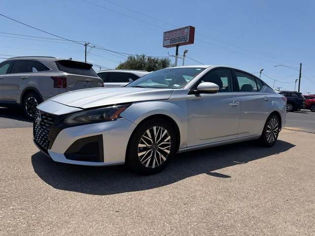 SEMINUEVOS NISSAN Altima a Estados en autogozo
