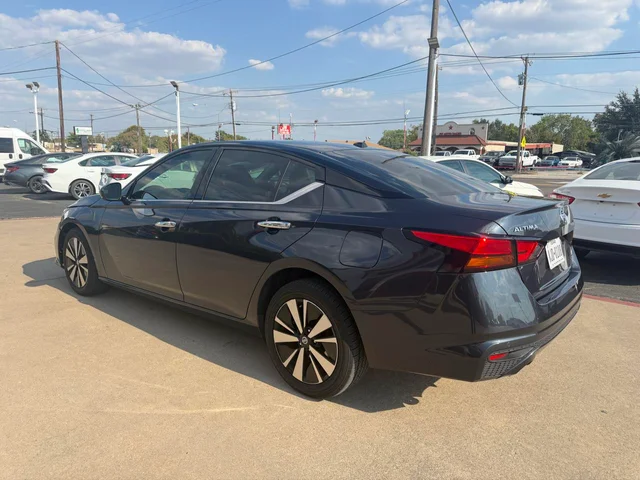 SEMINUEVOS NISSAN Altima a Estados en autogozo