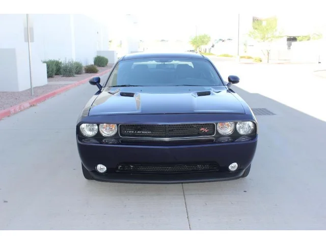 SEMINUEVOS DODGE Challenger a Estados en autogozo