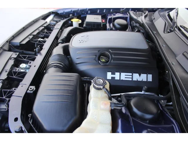 SEMINUEVOS DODGE Challenger a Estados en autogozo