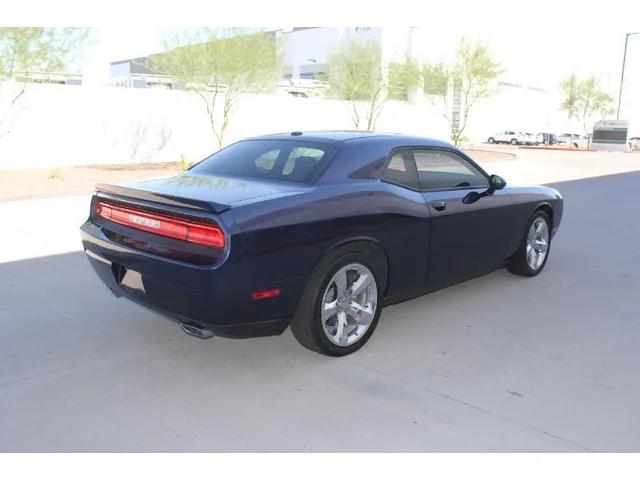 SEMINUEVOS DODGE Challenger a Estados en autogozo