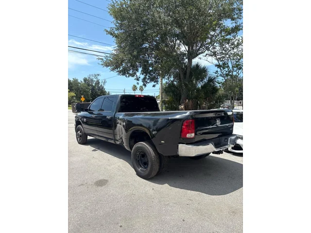 SEMINUEVOS RAM 3500 a Estados en autogozo
