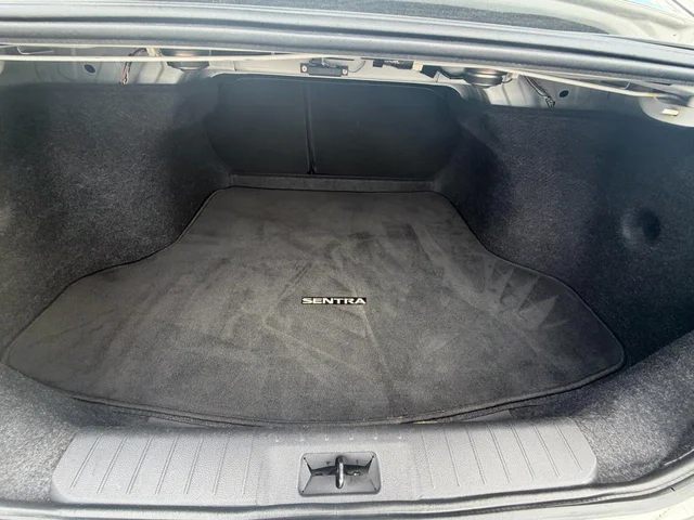 SEMINUEVOS NISSAN Sentra a Estados en autogozo