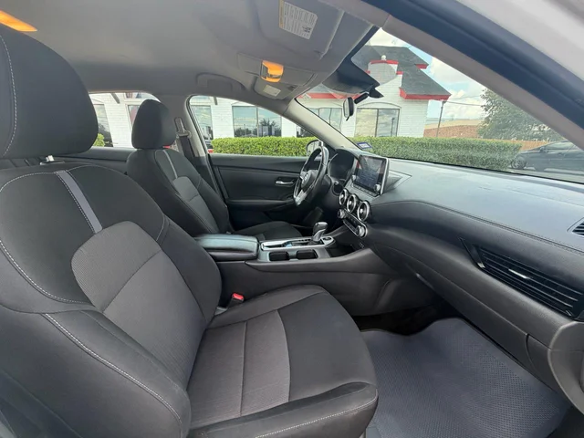SEMINUEVOS NISSAN Sentra a Estados en autogozo