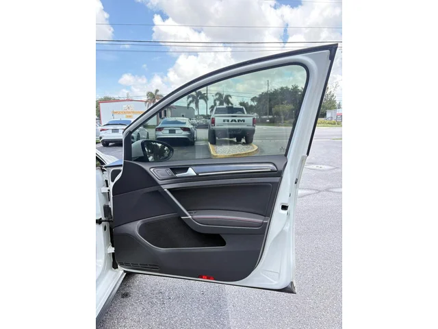 SEMINUEVOS VOLKSWAGEN GTI a Estados en autogozo