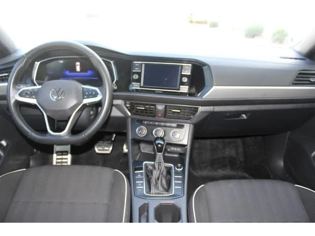 SEMINUEVOS VOLKSWAGEN Jetta a Estados en autogozo