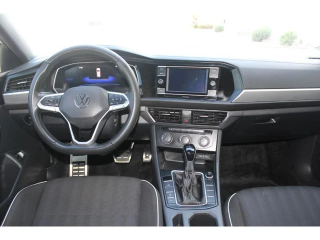 SEMINUEVOS VOLKSWAGEN Jetta a Estados en autogozo