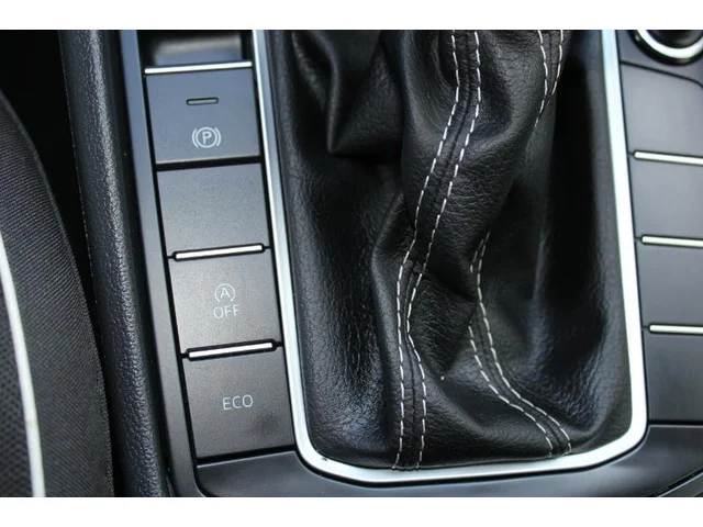 SEMINUEVOS VOLKSWAGEN Jetta a Estados en autogozo