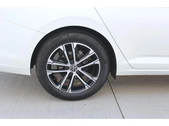 SEMINUEVOS VOLKSWAGEN Jetta a Estados en autogozo