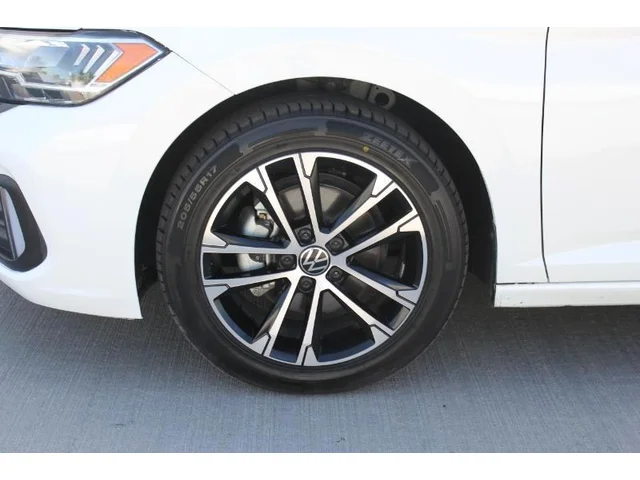 SEMINUEVOS VOLKSWAGEN Jetta a Estados en autogozo
