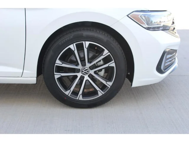 SEMINUEVOS VOLKSWAGEN Jetta a Estados en autogozo