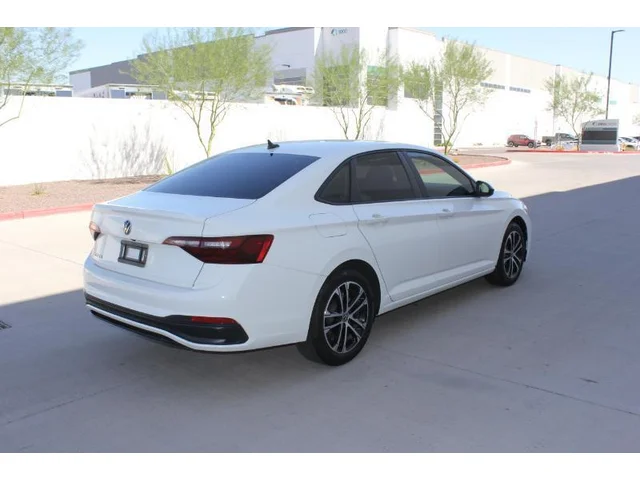 SEMINUEVOS VOLKSWAGEN Jetta a Estados en autogozo