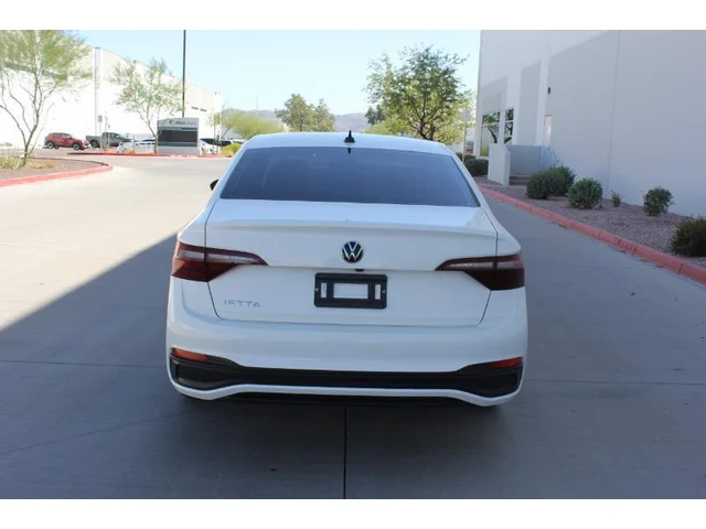 SEMINUEVOS VOLKSWAGEN Jetta a Estados en autogozo
